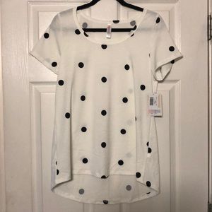 NWT ⭐️ Black and White Polka Dot Classic Tee